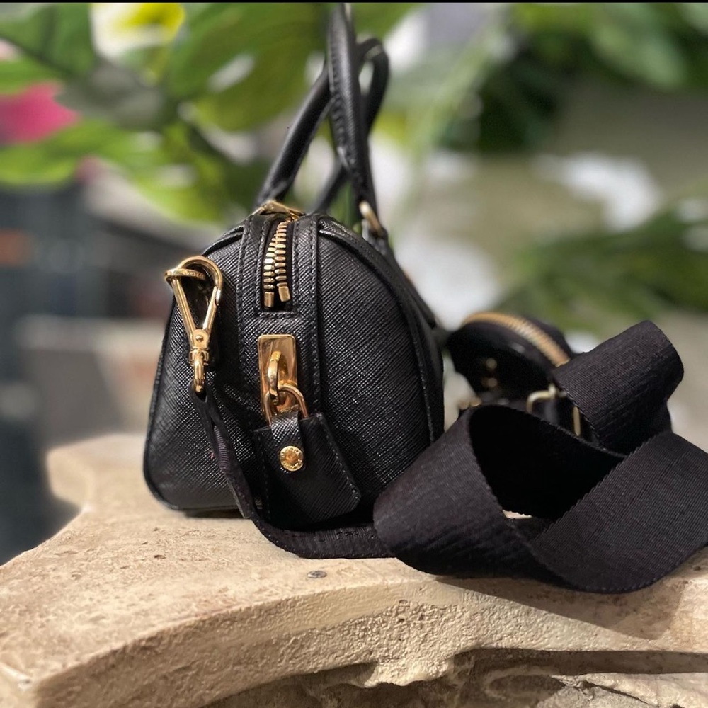Prada leather crossbody - Picture 3 of 4